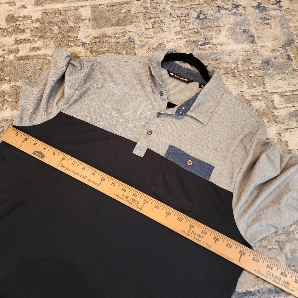 Travis Mathew Four B's Polo.‎ Grey navy blue. Men's size Large.